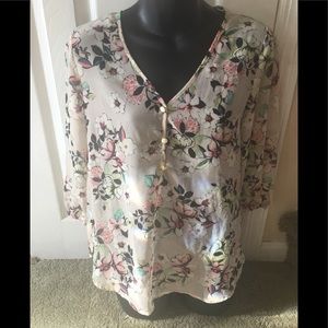 NWT! Gorgeous Sheer Floral Top